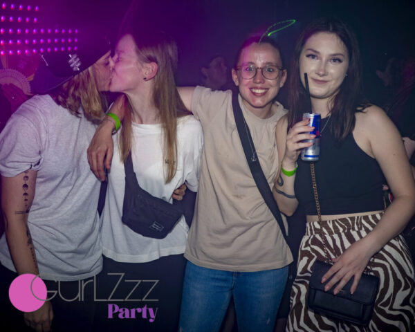 20250719 Gurlzzz Juli 28 1024x819
