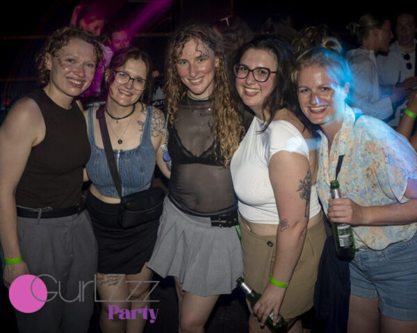 20250719 Gurlzzz Juli 31 1024x819