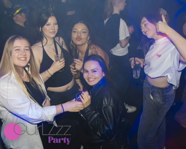 Gurlzzz Feb 11 1024x819
