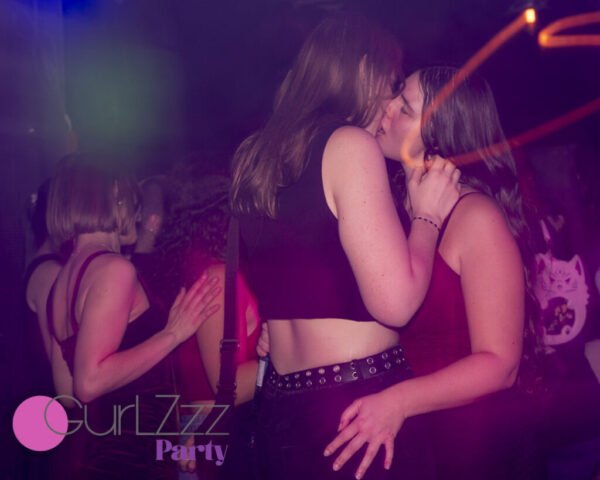 Gurlzzz Jan 03 1024x819