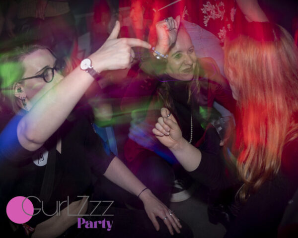Gurlzzz Jan 09 1024x819