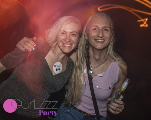 Gurlzzz mai 02 1024x819