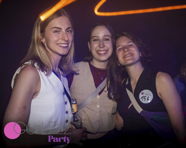 Gurlzzz mai 12 1024x819