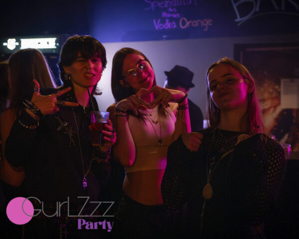 Gurlzzz mai 19 1024x819